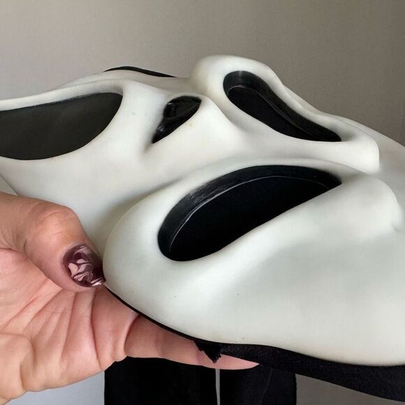 Vtg Scream Ghost Face Glow In The Dark Face  Mask Easter Unlimited - Picture 12 of 14